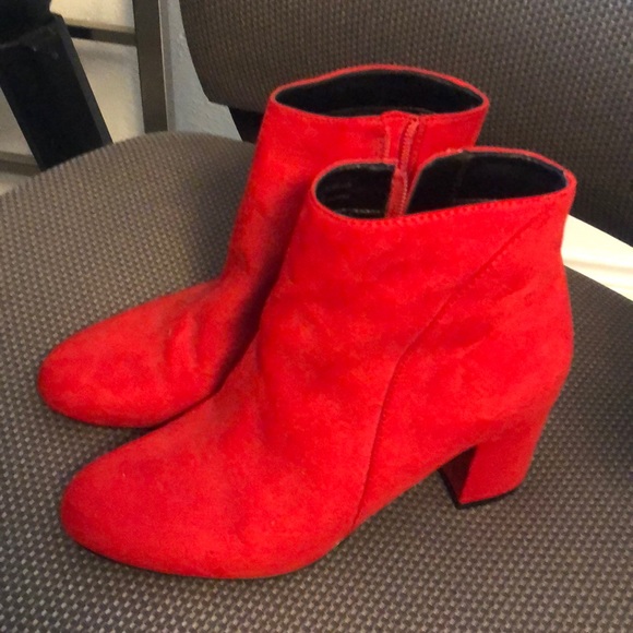 Red booties - Picture 2 of 5